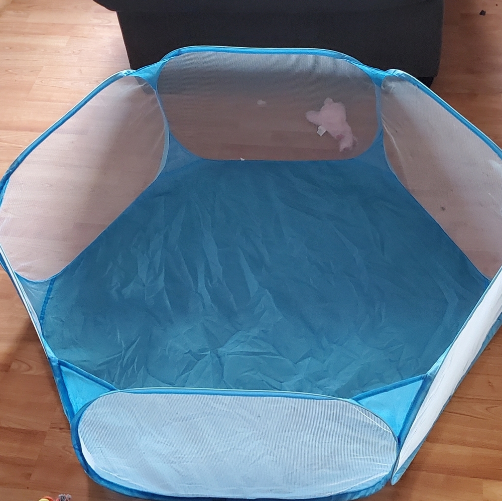 Small animal pen